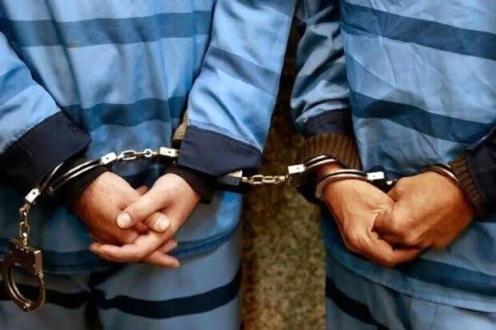 انهدام باند سارقان حرفه‌ای خودرو در تهران/ کشف ده‌ها خودروی سرقتی و قطعات آن‌ها