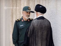 تصویری از گفت‌وگوی شهیدسلامی با رهبر شهیدانقلاب