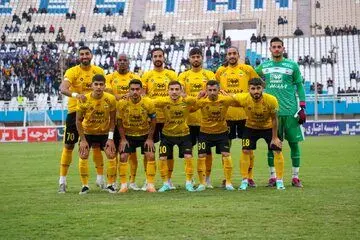 گل گهر به نفع پرسپولیس و چادرملو کنار کشید