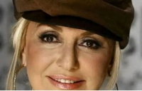 عروسی گوگوش در 17 سالگی + عکس