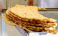 آقای دولت! طاقت مردم در برابر گرانی ها دارد تمام می شود