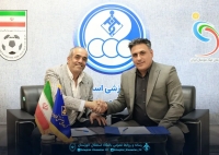 قرارداد سرمربی جوان آبی‌ها دو فصل تمدید شد/ قرارداد سرمربی جوان آبی‌ها دو فصل تمدید شد