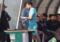 مخالفت پیکانی‌ها با جدایی فرید/ تابلوی خروج ممنوع جلوی برادر وحید امیری!