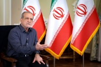 پزشکیان: آمریکا تلاش می‌کند همسایگان را علیه ما بسیج کند