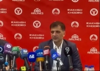 چون آذری هستم، پیشنهاد تراکتور را قبول کردم/ کریمی: قول قهرمانی را من می‌دهم نه نکونام!