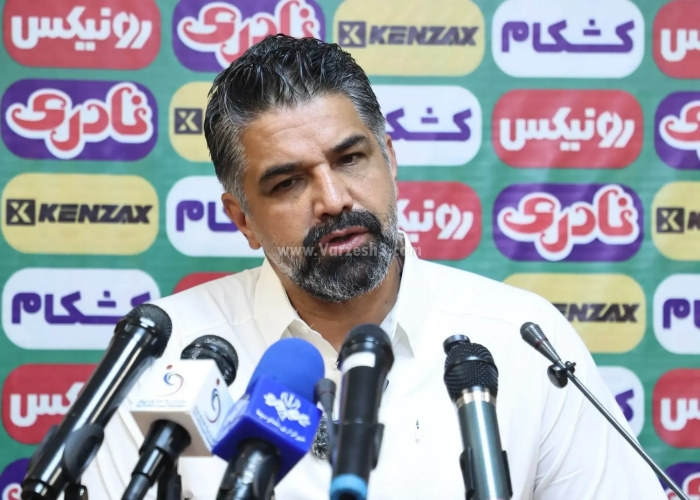از لحظه لحظه حضورش لذت می‌بریم:  قربانی: خلیفه خیلی زود گلر یک تیم ملی می‌شود