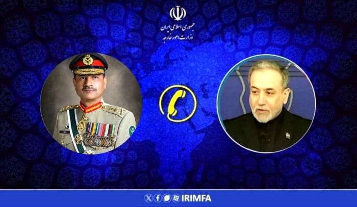 گفت وگوی تلفنی وزیر خارجه و فرمانده ارتش پاکستان