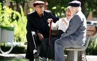 بازنشستگانی که پیامک وام 60 میلیونی گرفته اند بخوانند | حداقل 300 هزار تومان در حساب بازنشستگان باشد