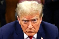 ترامپ واقعا گیج است یا خودش را به گیجی می زند؟