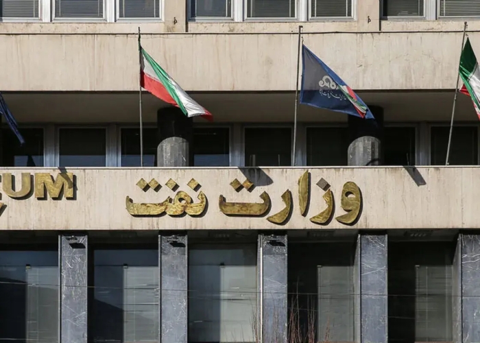 پایان پرداخت به کارمندان دولت در نیمکت تیم‌های نفتی