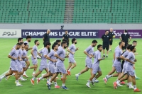 کارت ملی بازیکنان استقلال در گرو هتل!