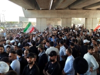 عراقی‌ها همچنان علیه محاصره ایران