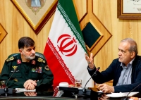 پزشکیان: حمایت از نیروهای نظامی افتخار دولت است