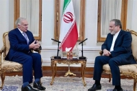 عراقچی: ایران از حاکمیت و تمامیت ارضی لبنان حمایت می‌کند