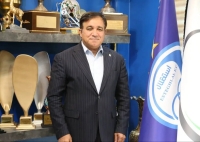 ادعای تاجرنیا بدون ذکر نام/ قرار بود دهم شهریور به استقلال جام قهرمانی بدهند
