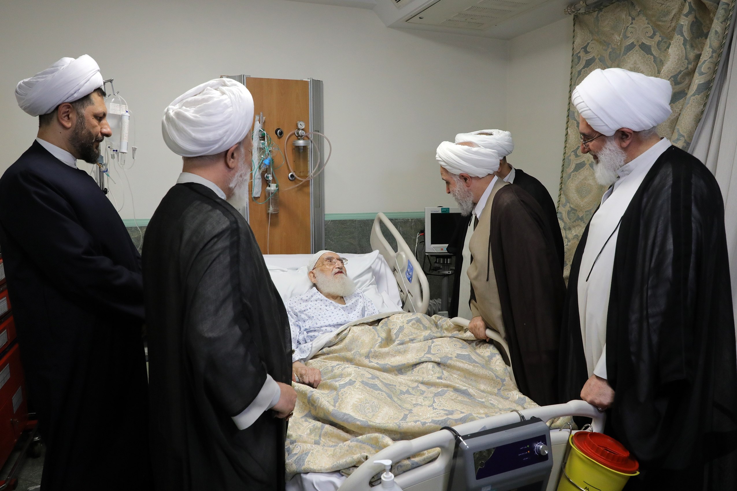 آیتالله نوری همدانی