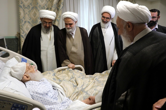 عیادت نمایندگان رهبرمعظم انقلاب از آیت‌الله نوری همدانی +عکس