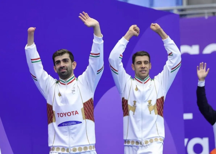 روز پرمدال ایران، از شنا تا وزنه‌برداری و دوومیدانی/ زنده از ناگویا: شاهکار طلایی سینا و شاهین