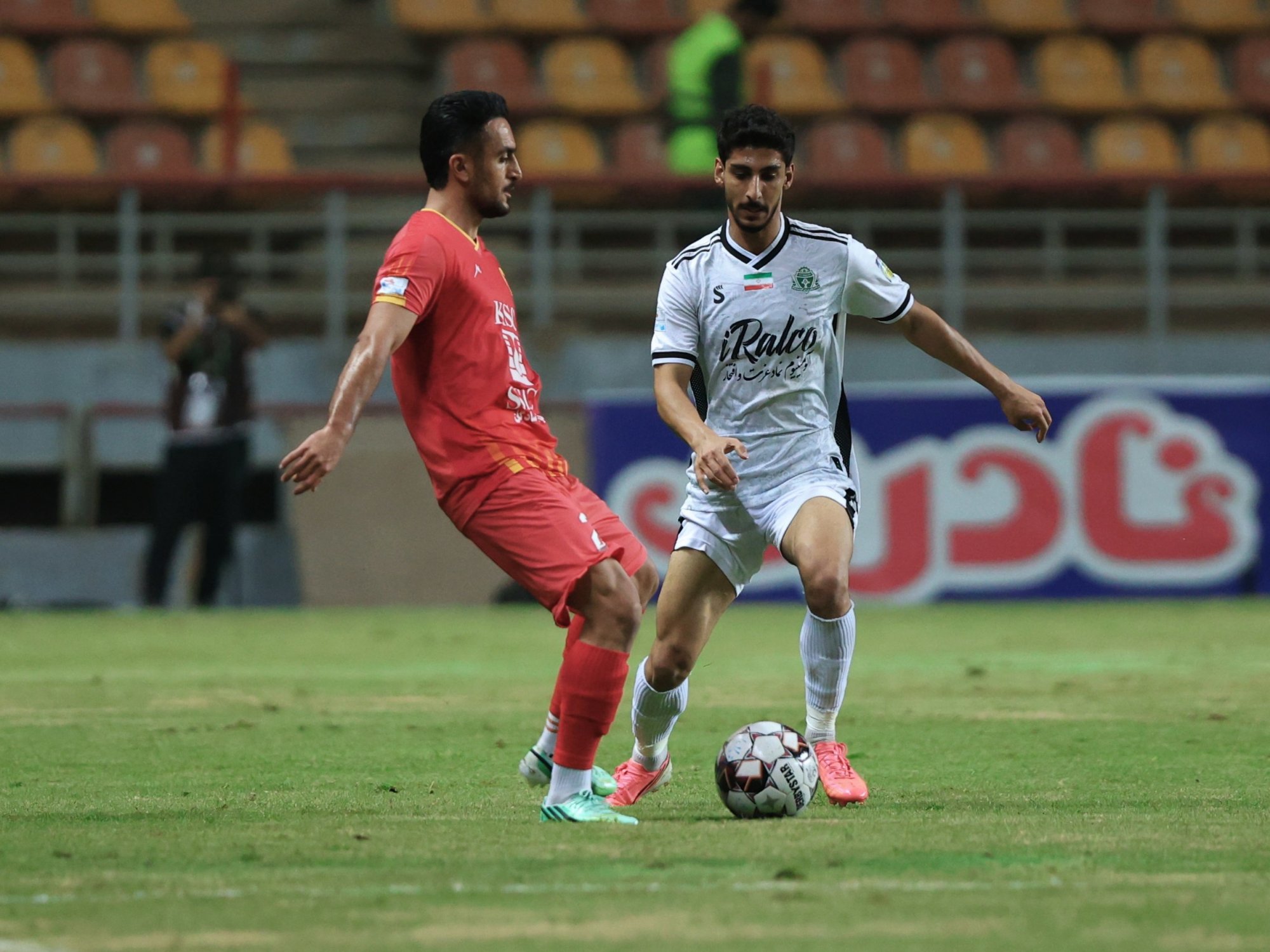 2556790